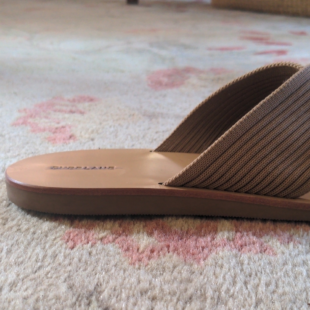 🆕 EVERLANE The Day Crossover Sandal - Picture 8 of 13